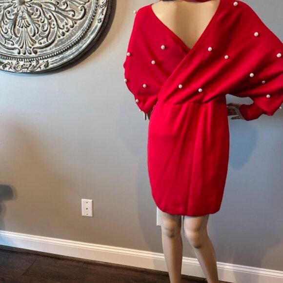IMMODEL RED MINI KNIT X NECKLINE DRESS WITH PEARLS W/DOLMAN SLEEVES - SZ L - Picture 3 of 4